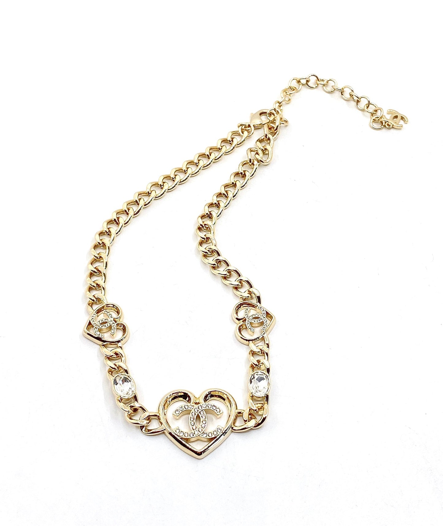 18K Chanel Heart Diamonds Chain Necklace