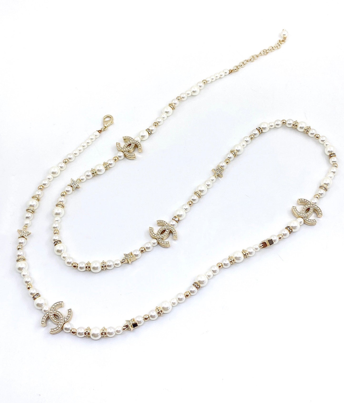 18K Chanel Pearls Necklace