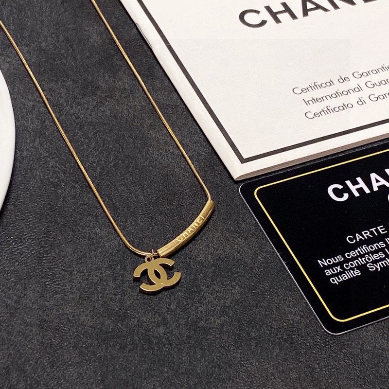 18K Chanel Gold Necklace