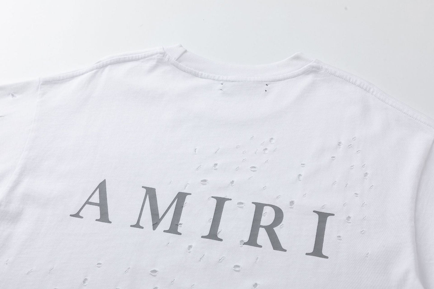 AMRI Damaged Holes T-Shirt