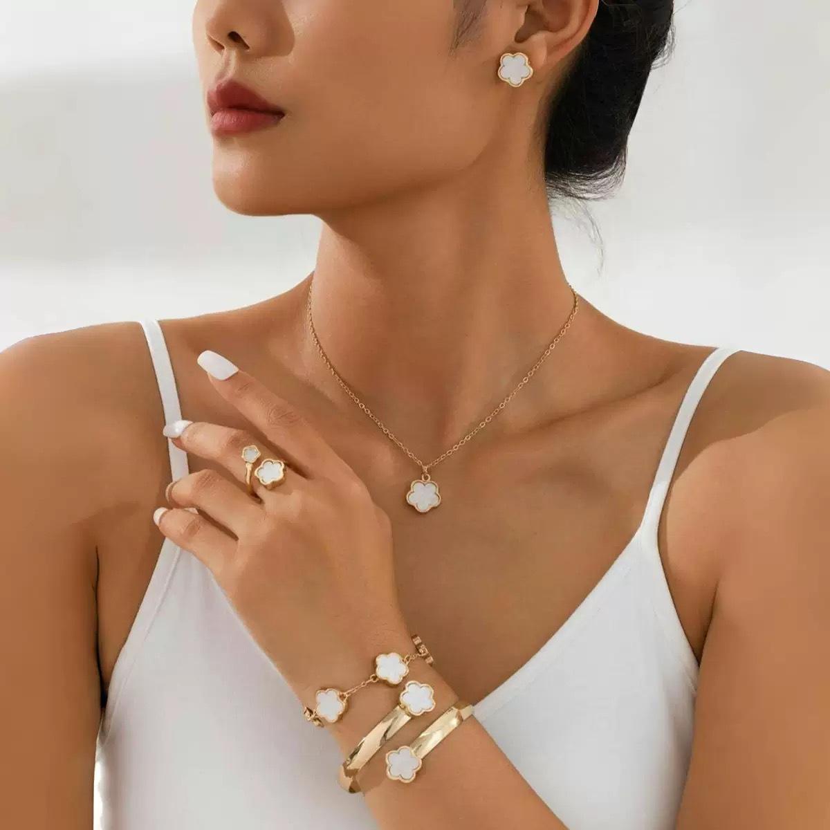 Flower Design Five-Piece Jewelry Set