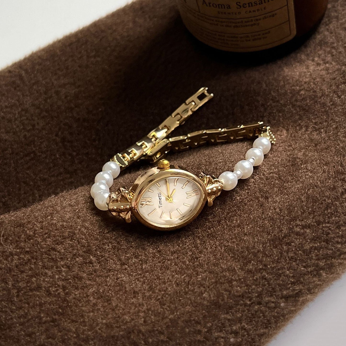 Pretty Pearl Quartz Bracelet Watch