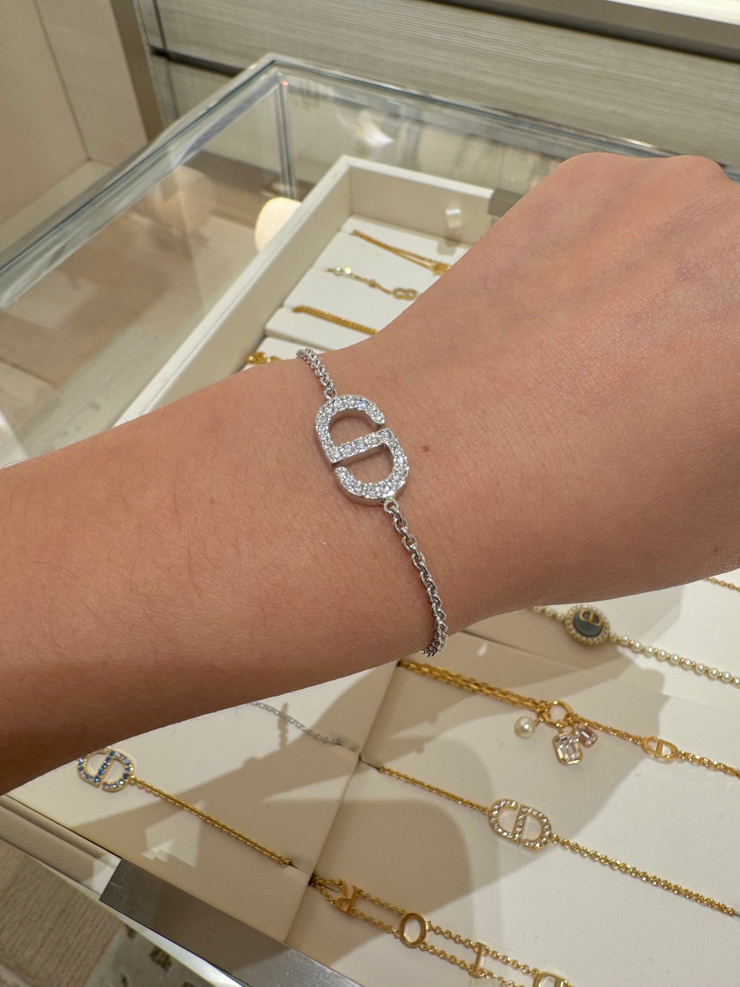 CHRISTIAN DIOR Petit CD Bracelet Gold-Finish Metal(2 Colors)