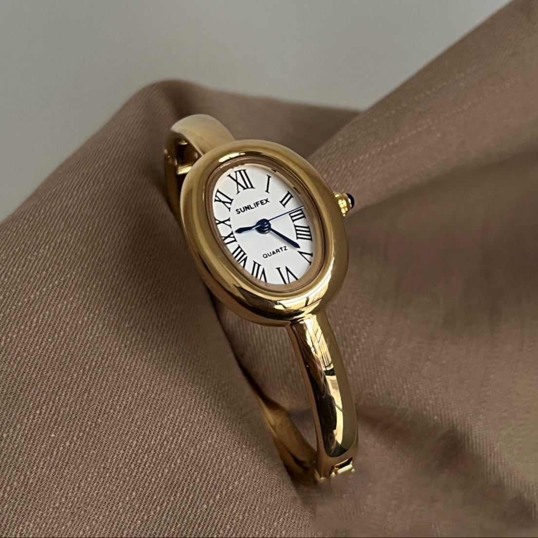 Elegant Oval Shaped Vintage Watch