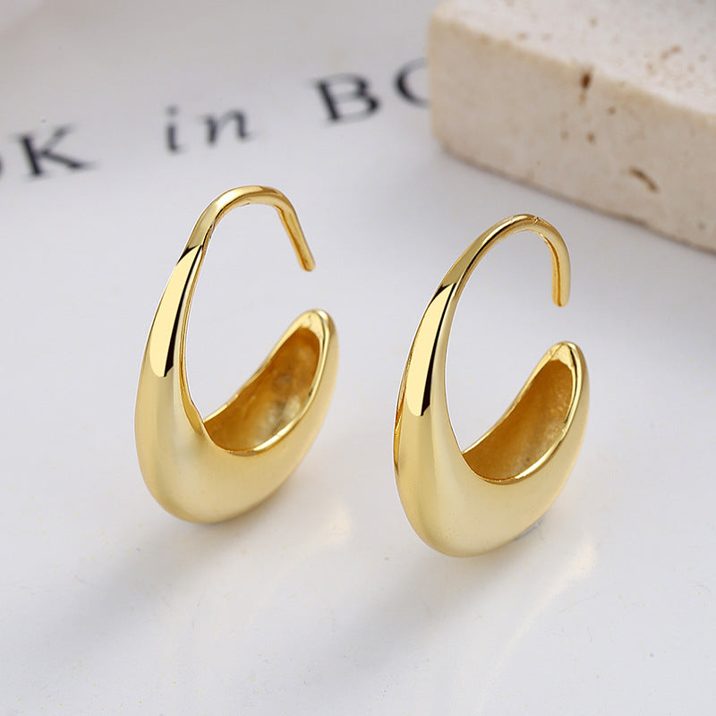 Lightweight Minimalist Hoop Earrings
